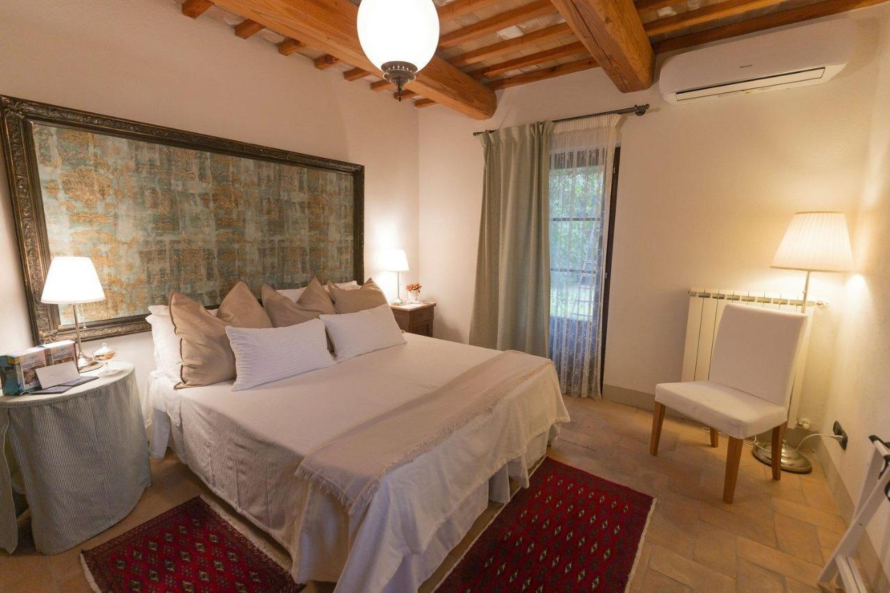 Agriturismo Borgo Di Campagna Il Tesoro Torre Alfina Exterior foto